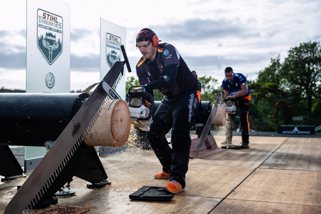 A Trophy head-to-head between Robert Ebner and Andrea Rossi from Italy